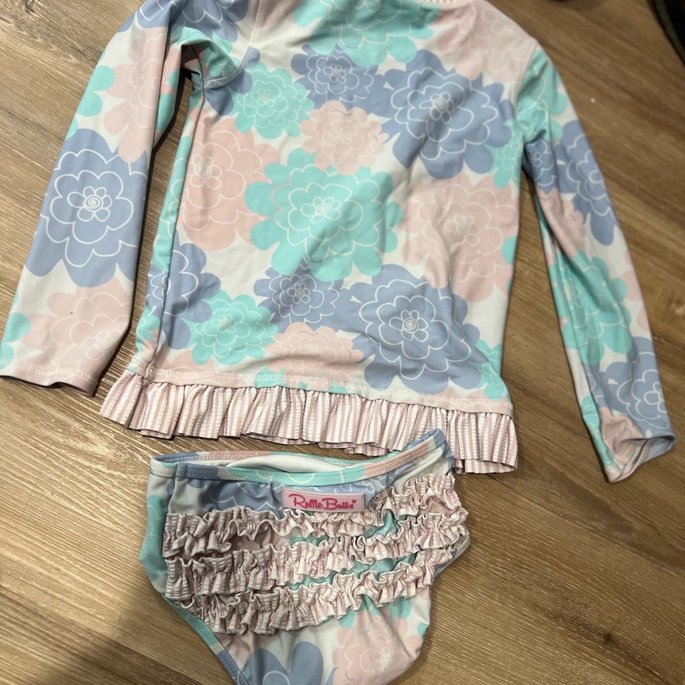 Ruffle butts swimsuit size 6. Great shape